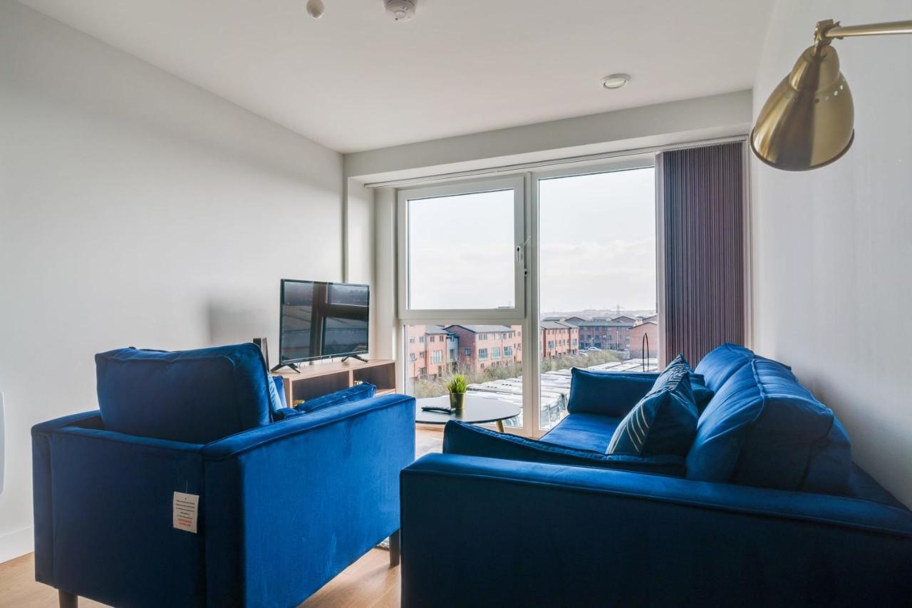 Lovely Riverside 2 Bed Apartment Leeds  Eksteriør bilde