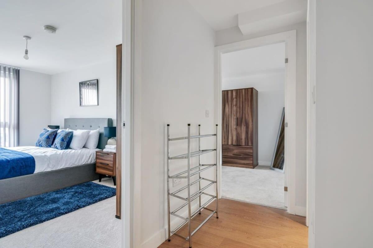 Lovely Riverside 2 Bed Apartment Leeds  Eksteriør bilde